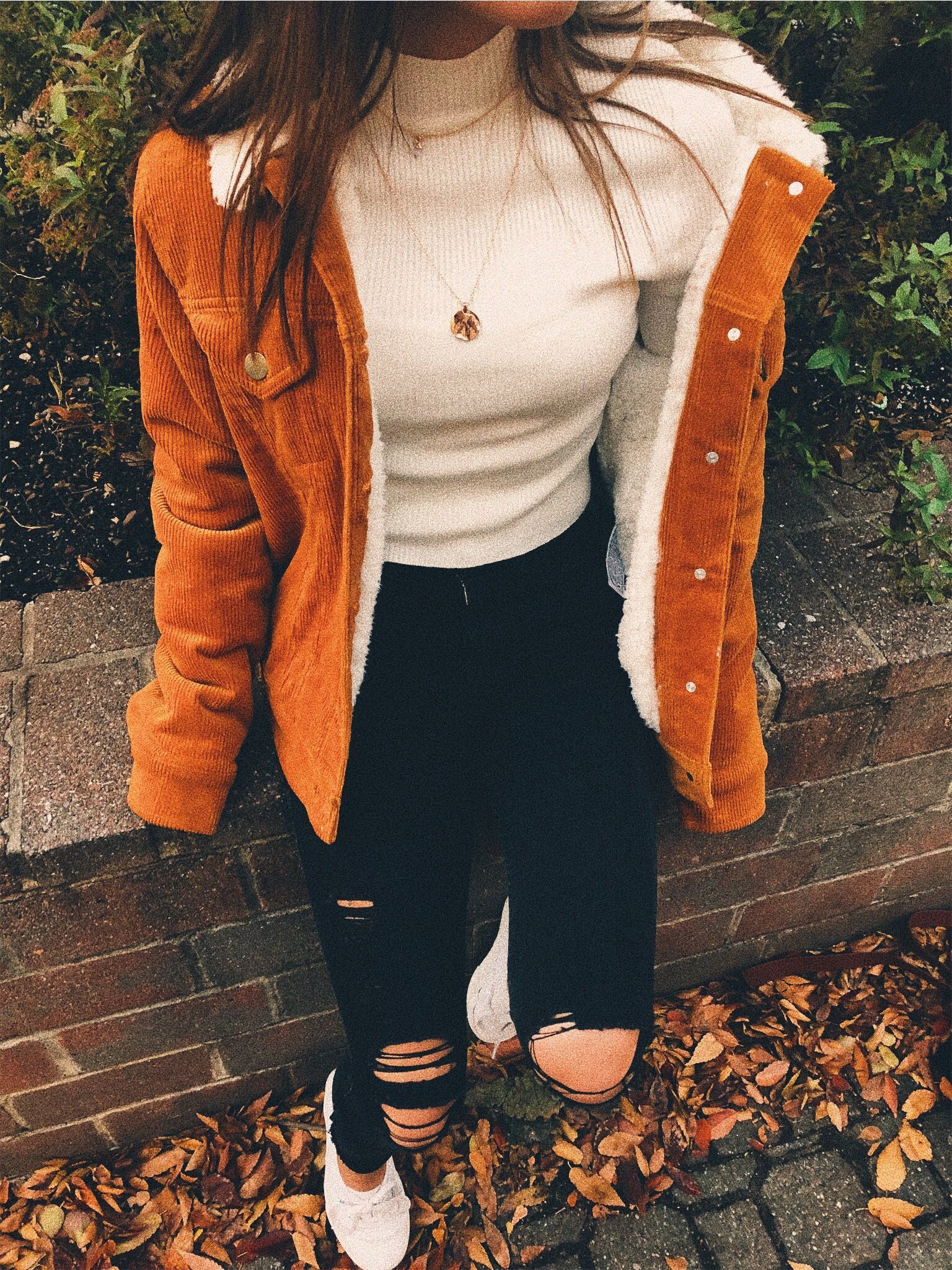 #fashionphotographer #fashionphotography #trendy #womensfashion #fashiondesigner #couture #trends #fashionindustry #mua #makeupforever Cute Fall Outfits, Casual Winter Outfits, Winter Fashion Outfits, Cute Casual Outfits, Look Fashion, Stylish Outfits, Fall Fashion, Spring Outfits, Classic Outfits