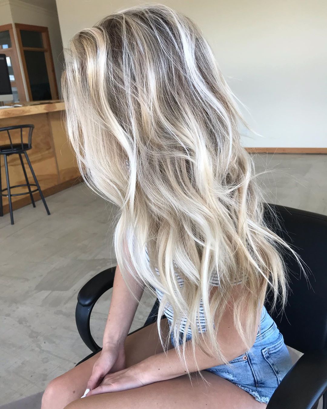 Christina Hubbs on Instagram: “BEACHY WAVES 🌊🌊 Who Christina Hubbs on Instagram: “BEACHY WAVES 🌊🌊 Who