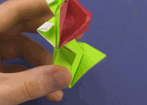Kissing Frog Origami | Origami design, Origami easy, Origami artist