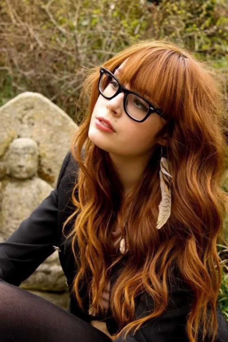 #Proof That Red Hair is the Ultimate Fall Hair Color, in 31 Pics ... Layered Hair With Bangs, Long Hair With Bangs, Long Wavy Hair, Long Layered Hair, Straight Bangs, Long Curly, Full Bangs, Short Wavy, Long Locks