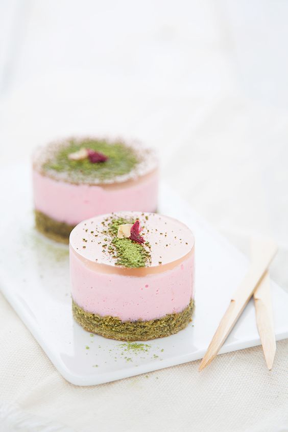 Petits Gateaux The Vert Cerise Gateau The Vert Gateau Vert Gateaux Et Desserts Petits Gateaux The Vert Cerise Gateau The Vert Gateau Vert Gateaux Et Desserts