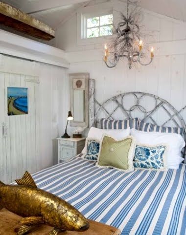 9 Cozy Coastal Beach Cottage Bedroom Design Ideas #beachcottageideas