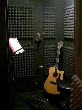 The Difference Between Sound Treatment and Soundproofing