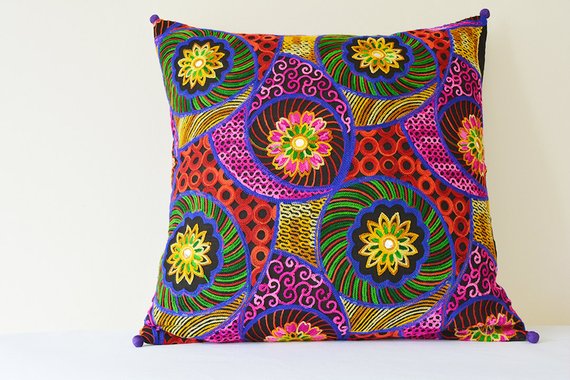 Bright Chain Stitch Embroidery Pillow Bright Chain Stitch Embroidery Pillow