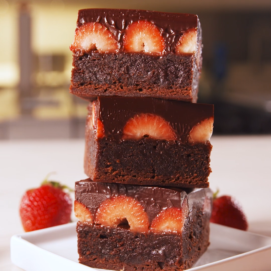 Only 50 Calories Chocolate Cake Yes It S Possible And It S Amazing Youtube Cake Calories Low Calorie Chocolate Chocolate Cake Recipe Easy