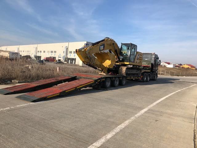 Dispunem de experienta in domeniu si detinem o flota formata din autospeciale performante, dotate cu trailere autorizate profesionale. Transportation, Road, Structures