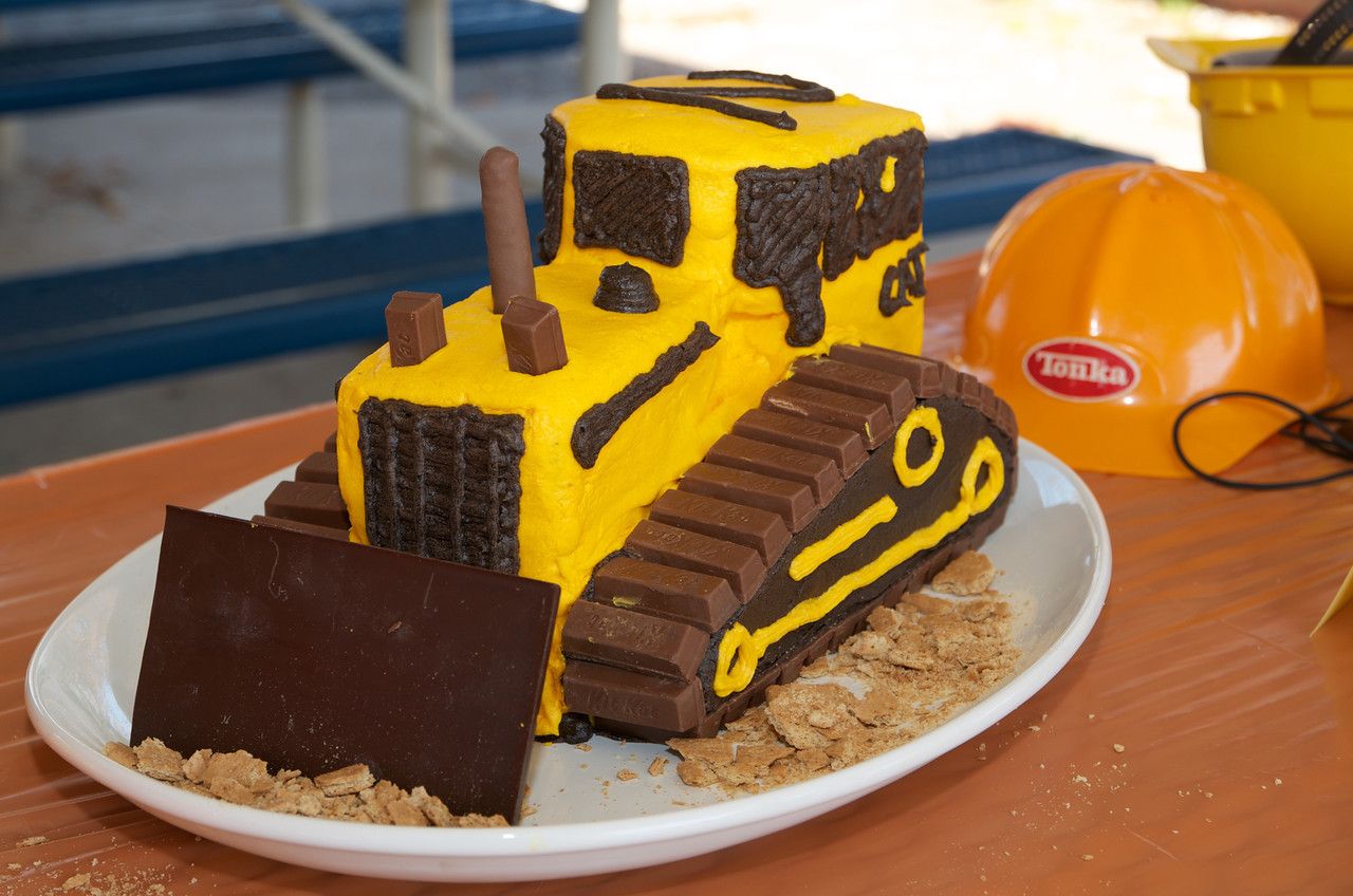 Kinder Geburtstagstorte Wahnsinnig Einfach Lecker Youtube Kinder Geburtstagstorte Wahnsinnig Einfach Lecker Youtube