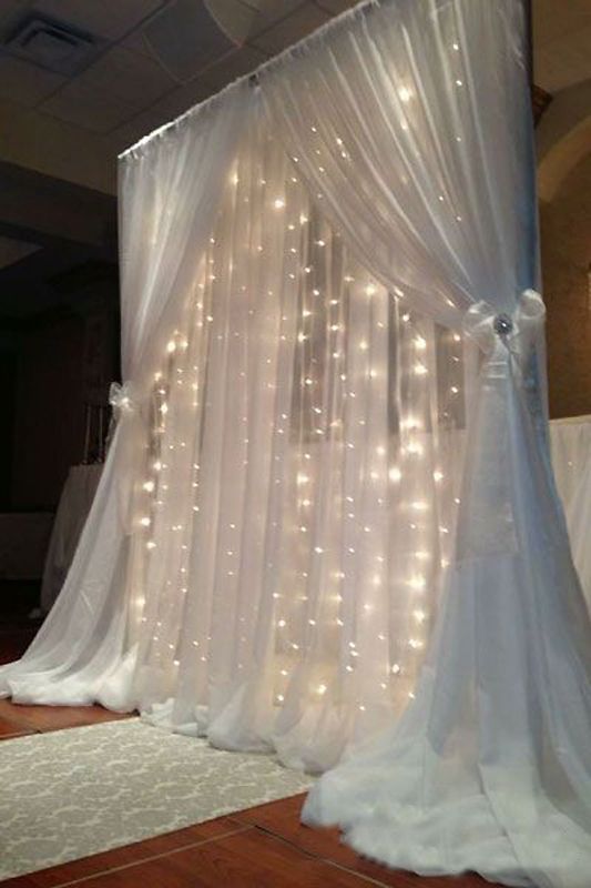 18FT x 9FT | 600 Sequential Cool White LED Lights 18FT x 9FT | 600 Sequential Cool White LED Lights
