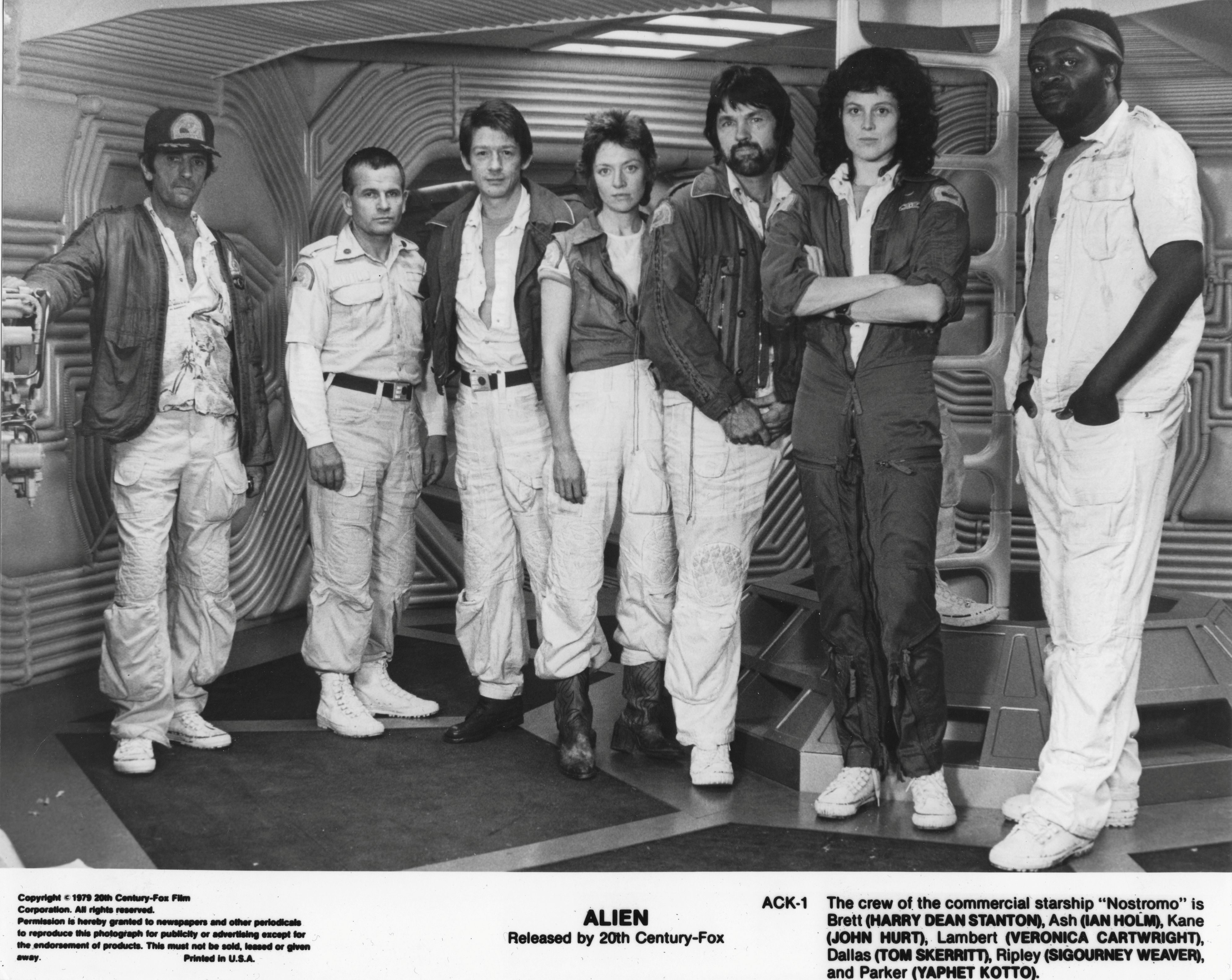 Alien Promo Still 1979 L To R Harry Dean Stanton Ian Holm John Hurt Veronica Cartwright Tom Skerritt Sigourney Weave Alien 1979 Portrait Photo Alien