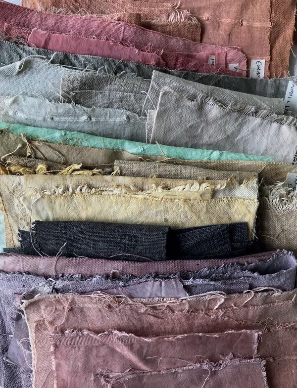 How to Dye Fabric Naturally with Plants (+ Lavender Dyeing Recipe) | Empress of Dirt Eco Dyeing Fabric, Fabric Dyeing Techniques, Fabric Yarn, Muslin Fabric, How To Dye Fabric, Fabric Crafts, Hand Dyeing, Textile Dyeing, Natural Dye Fabric
