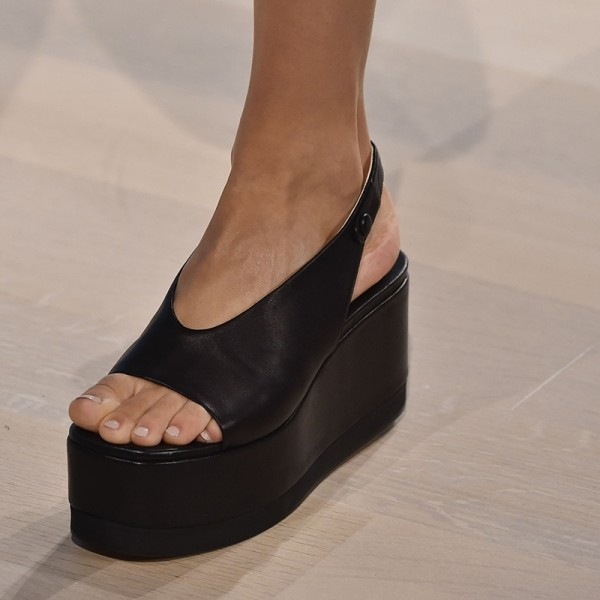formal wedges black