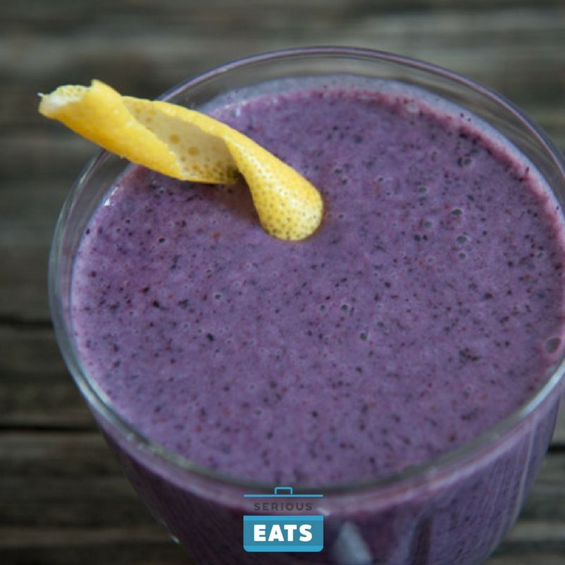 Adding a little cooked oatmeal to this blueberry smoothie Adding a little cooked oatmeal to this blueberry smoothie