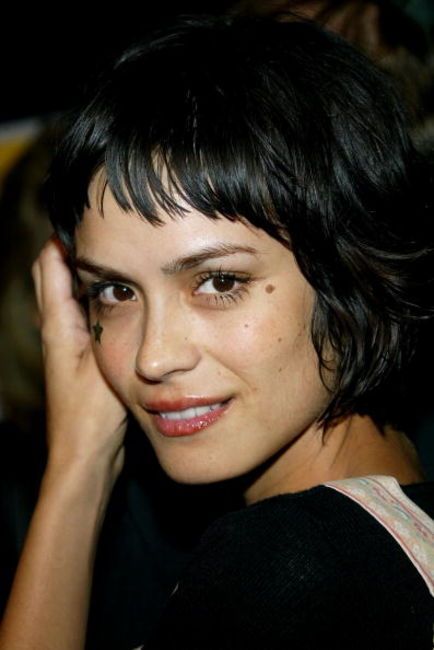 pin by iria gonzalez on shannyn sossamon short hair pin by iria gonzalez on shannyn sossamon short hair