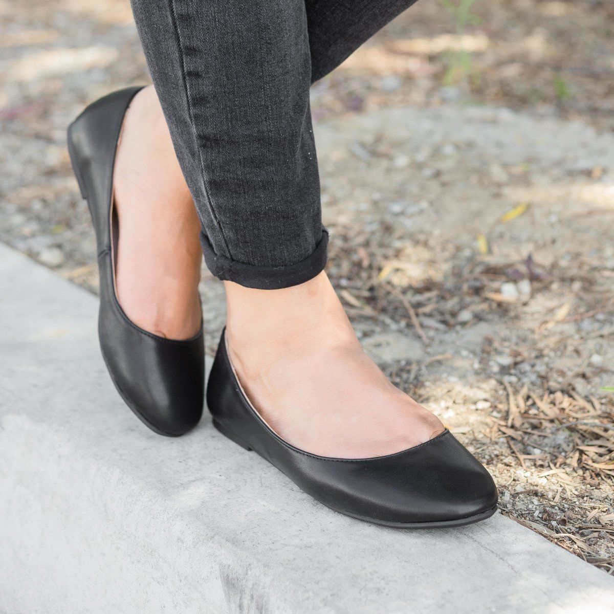 Basic Ballet Flats in 2021 | Black ballet flats, Ballet flats, Black