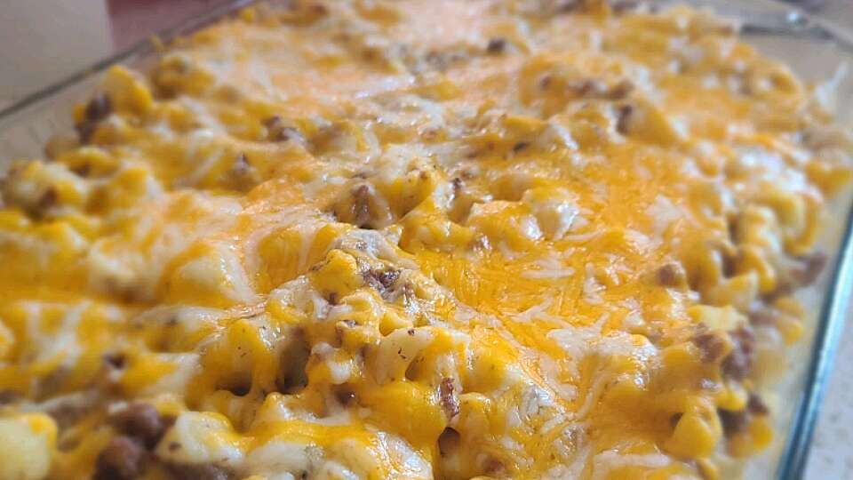 Hamburger Noodle Casserole | Recipe in 2023 | Hamburger noodle
