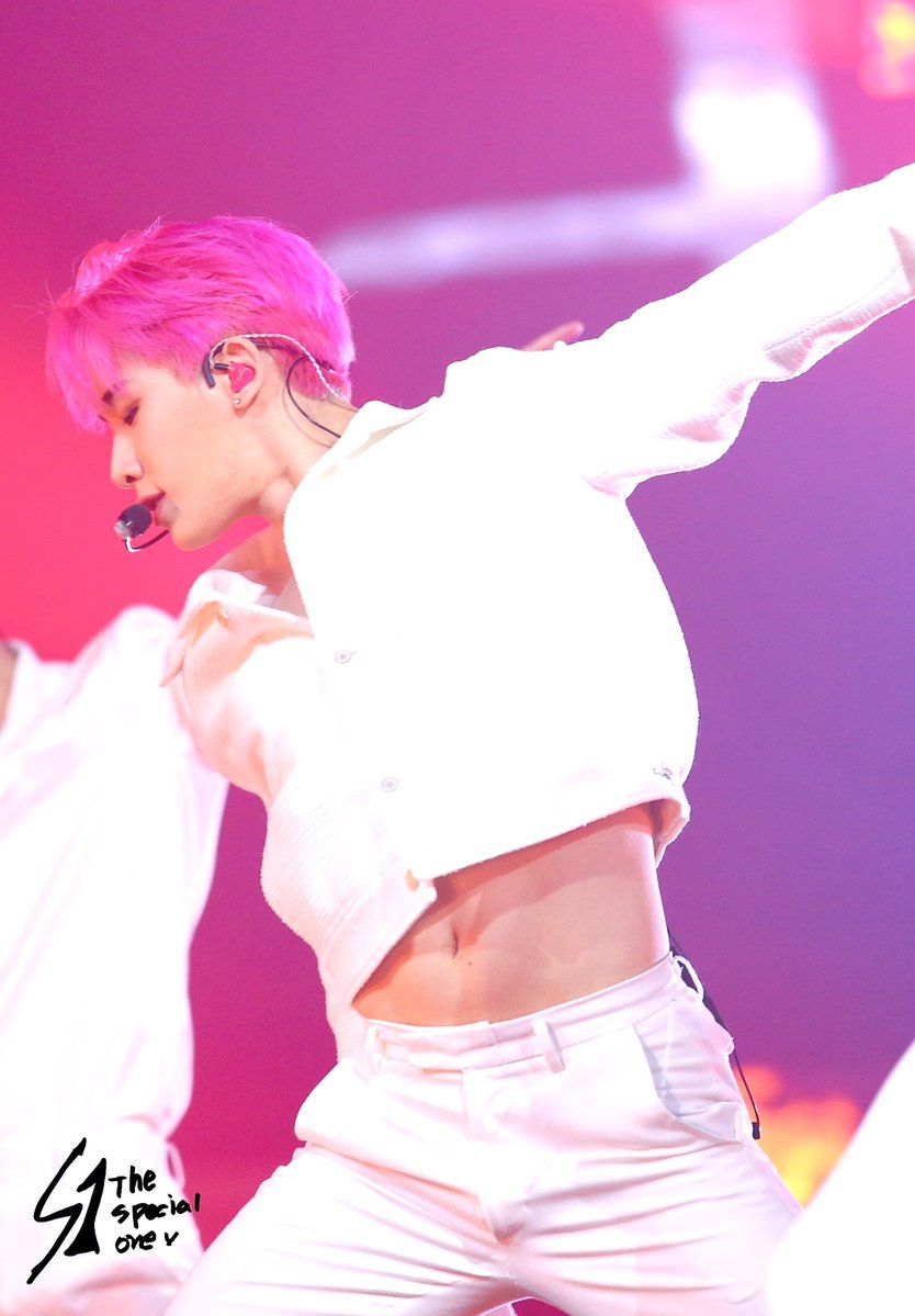 Male crop top Wonho MonstaX Monsta x, Monsta x wonho, Guys