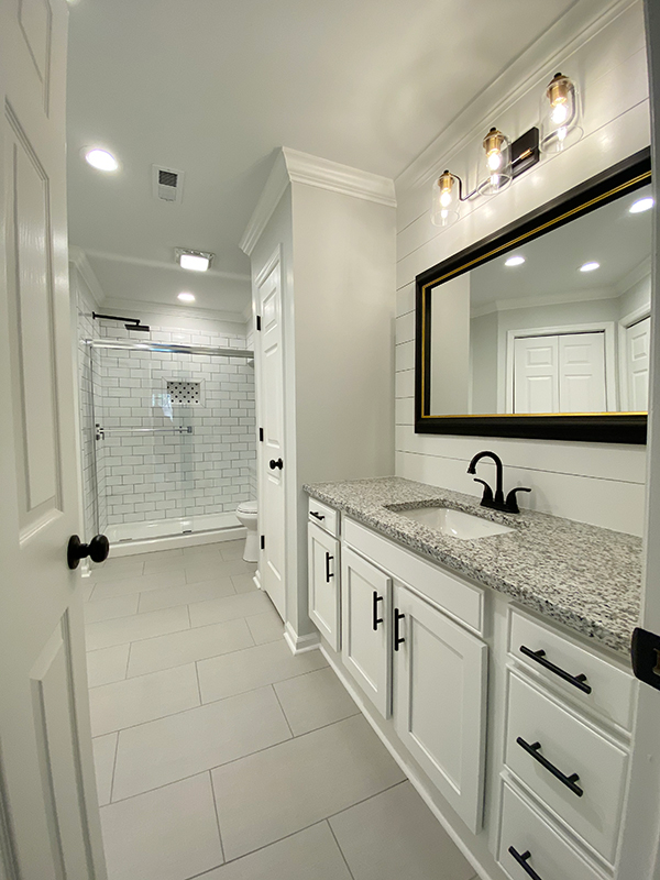 Pin By Tracy Hernandez On Marvelous Makeovers Decorators White Benjamin Moore New Paint Colors Smooth Finish Paint