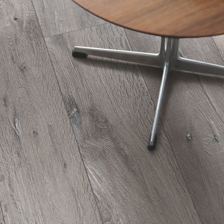 Mørkegrå Long Plank Laminat Resirkulert Grå Eik L0323 01760 Mørkegrå Long Plank Laminat Resirkulert Grå Eik L0323 01760