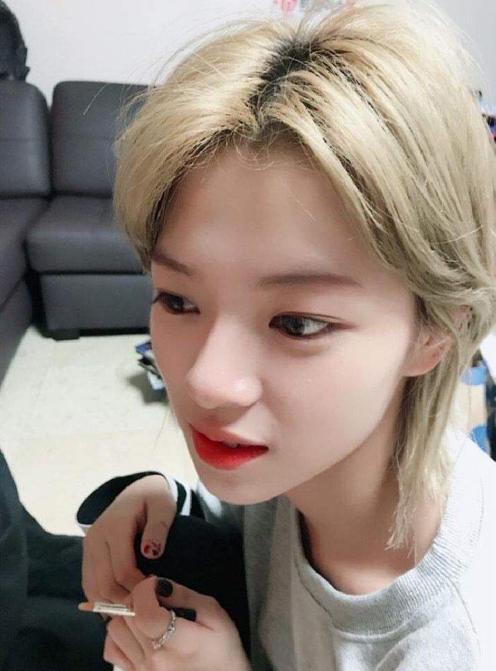 pin di twice pin di twice