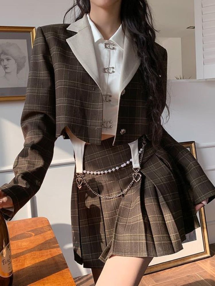 Brand Name: Bytenoisy Fabric Type: Man-made fiberStyle: gothicMaterial: CottonMaterial: PolyesterOrigin: CN(Origin)CN: GuangdongSeason: Spring/AutumnFabric content: 31% (inclusive) - 50% (inclusive)Decoration: ButtonDecoration: PocketsCollar: NotchedClosure Type: Single BreastedSleeve Style: RegularMaterial Composition: Synthetic fiberPattern Type: PlaidGender: WOMENSilhouette: A-LINEPant Closure Type: Zipper FlySleeve Length(cm): FullDresses Length: Above Knee, MiniAge: Ages 16-28 Years OldRele Kpop Fashion Outfits, Stage Outfits, Korean Outfits, Mode Outfits, Girl Outfits, Female Outfits, Cute Casual Outfits, Pretty Outfits, Stylish Outfits
