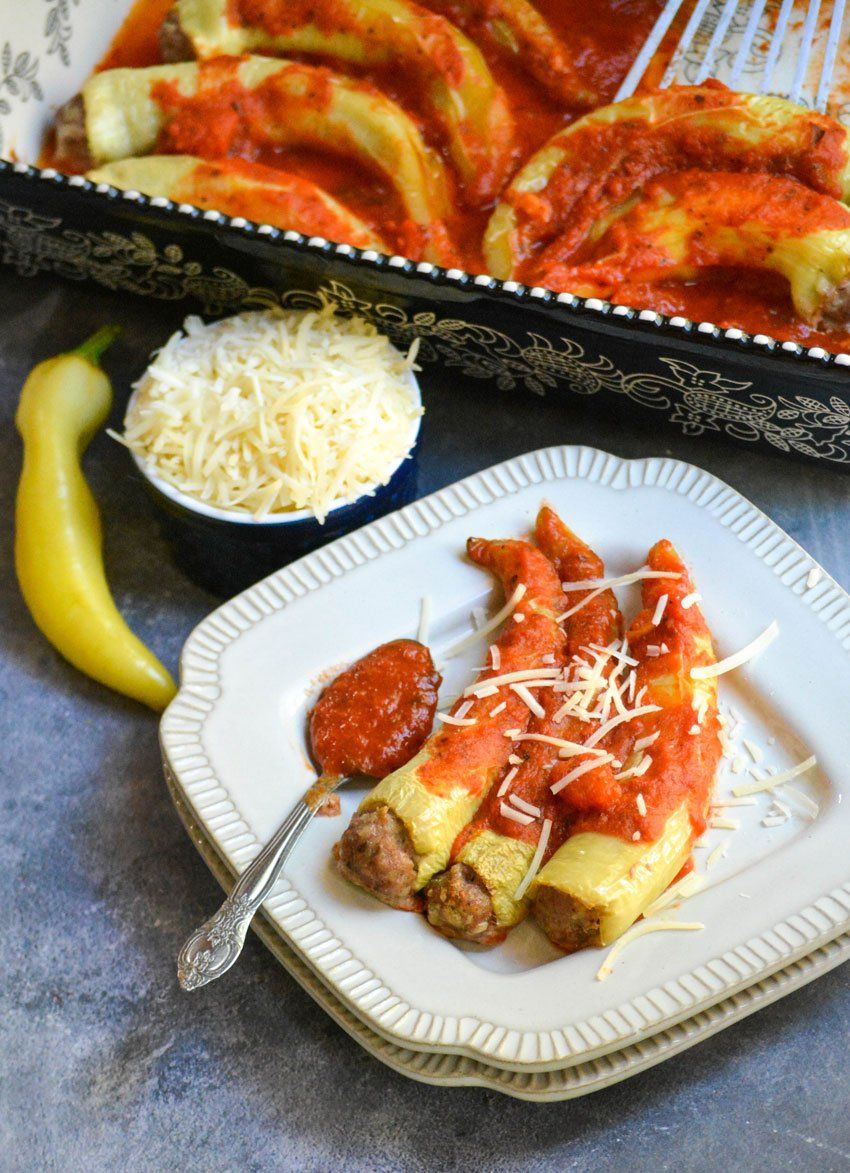 Nonna's Sausage Stuffed Banana Peppers Spicy Sausage, Sausage Recipes, Pork Recipes, Cooking Recipes, Diabetic Recipes, Sweet Banana Peppers, Stuffed Banana Peppers, Spicy Sides, Beef And Rice
