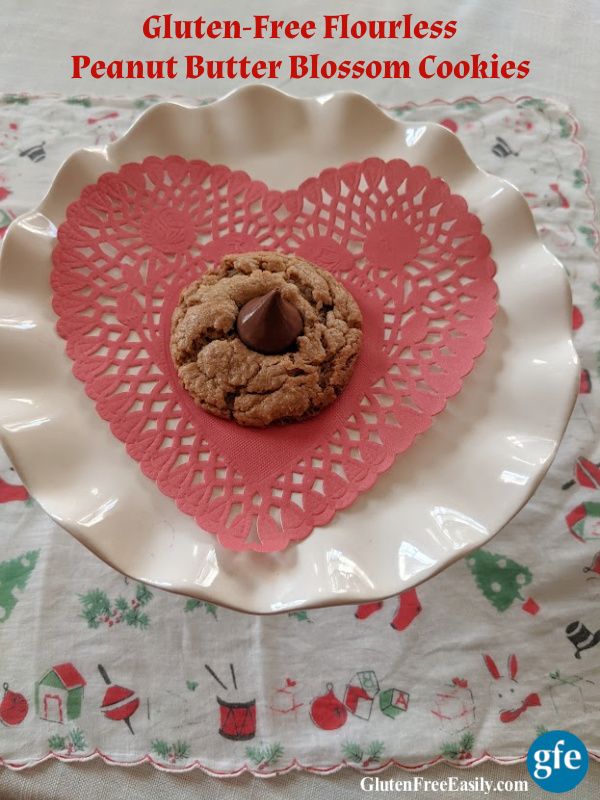 Vegan Gluten Free Cookies, Gluten Free Sweet, Gluten Free Treats, Gluten Free Recipes, Flourless Peanut Butter Cookies, Peanut Butter Blossom Cookies, Peanut Butter Cookie Recipe, Remove Cookies, Cookie Press
