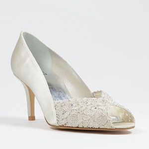 stuart weitzman chantelle