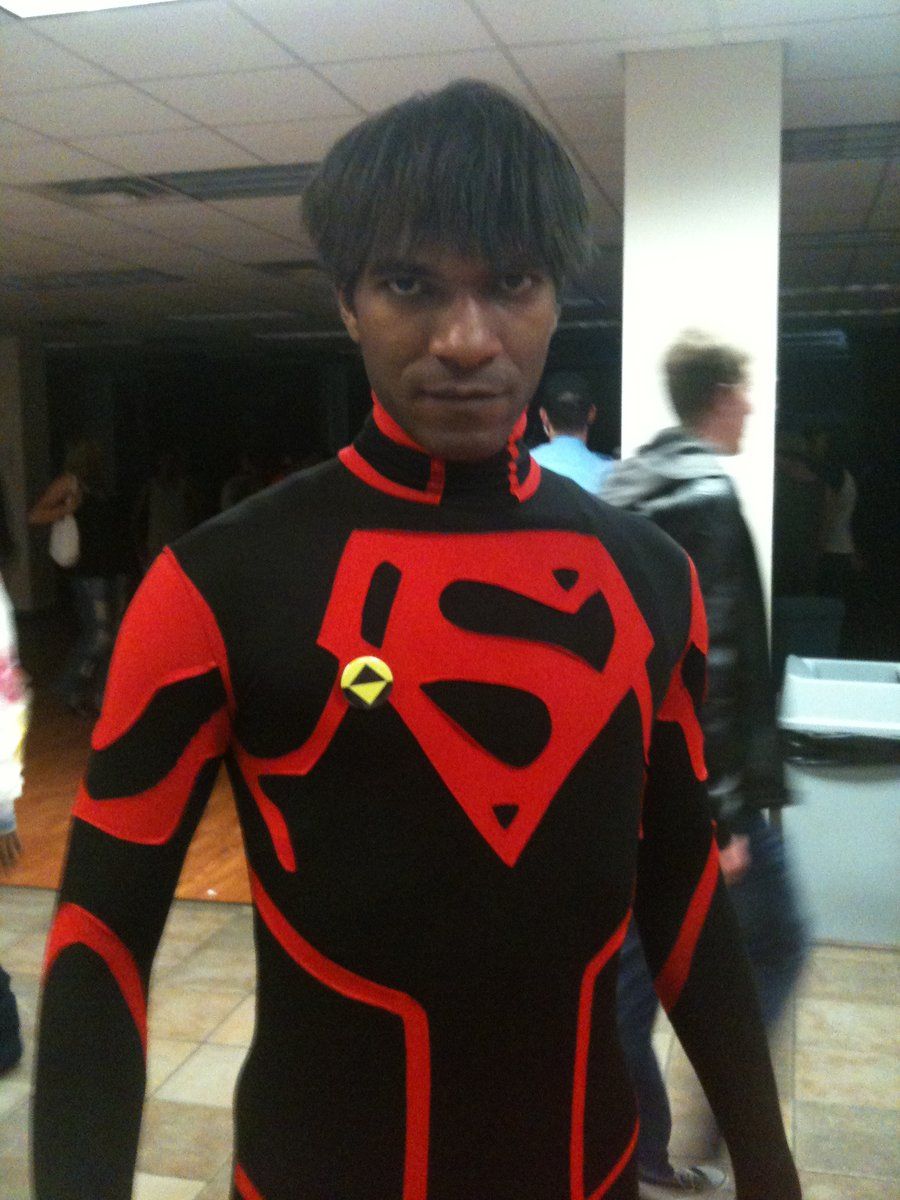 New 52 superboy cosplay