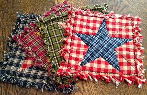 Hand made coasters with country Christmas charm sold in sets of 4. Quilted Christmas coasters with appliqued Christmas tree and star