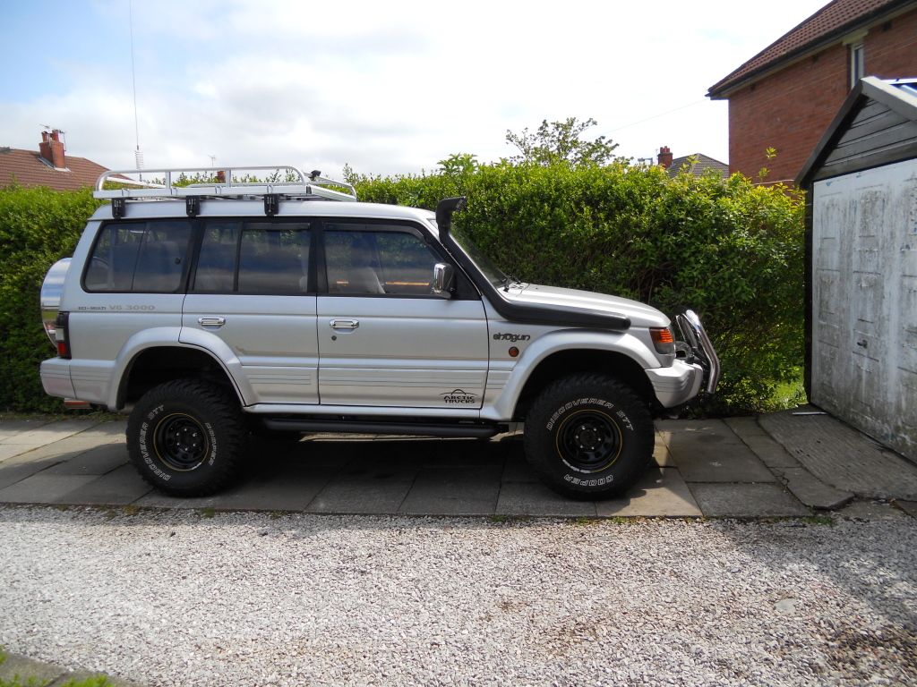 the mitsubishi pajero owners club® view topic help with a 1999 Mitsubishi Montero 4x4 1997