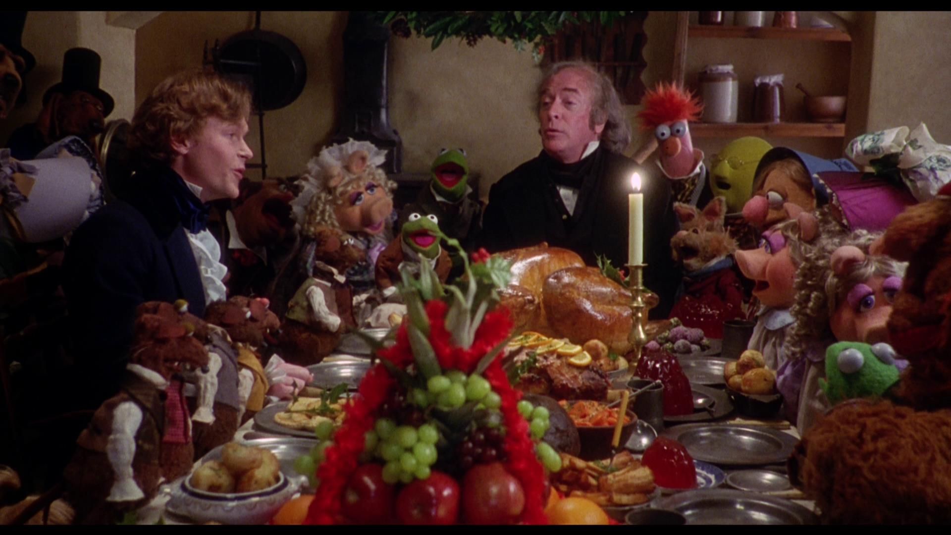 🎵The love we found, the love we found. We carry with us so we're never quite alone🎵🎄💖 | Muppet christmas carol, Muppets, It's a wonderful life