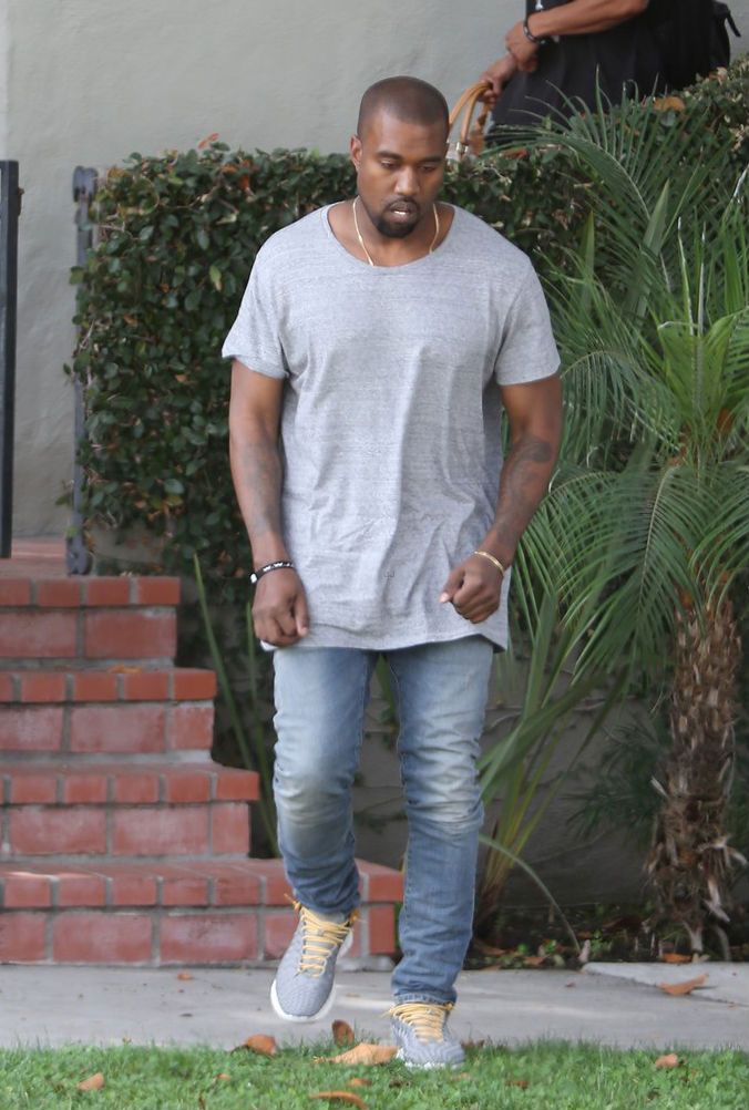 kanye wearing nikes