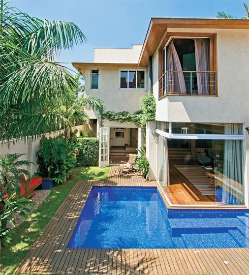 Morada em plena cidade tem ares de casa de campo Casa de Campo, De - piscinas dentro de casa Morada em plena cidade tem ares de casa de campo Casa de Campo, De - piscinas dentro de casa