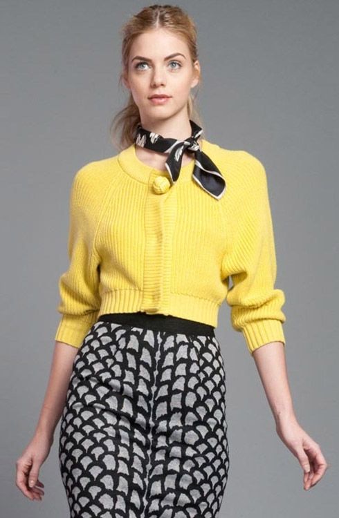 How to Wear Cropped Sweaters With Skirts