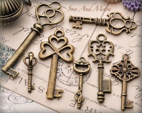 Картинки по запросу старинные ключи | Винтаж ключи, Старинные ключи, Антикварные ключи