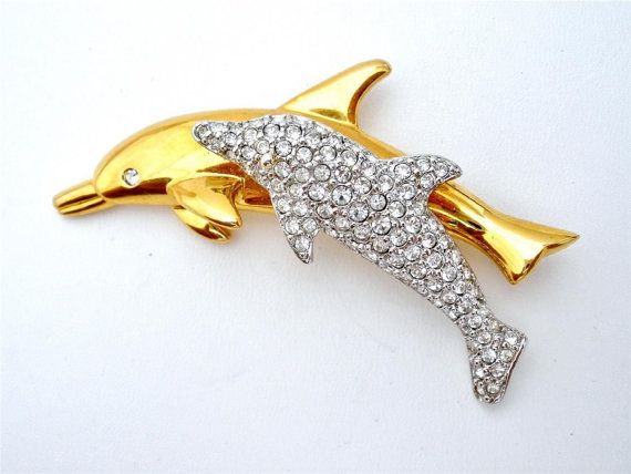 Dolphin Brooch.Blue Dolphin Pin.Enamel Dolphin Brooch.Dolphin Fish Jewelry.Blue Gold Dolphin Brooch.Beach Wedding Brooch Pin.Vintage Style