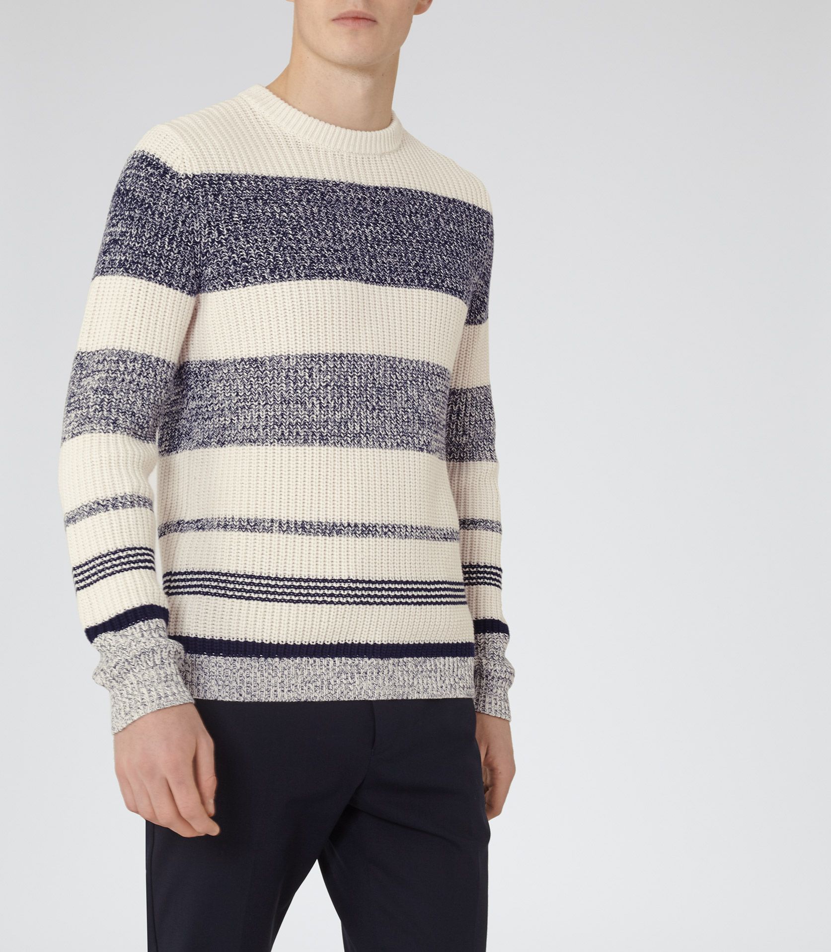 desolateness Men Casual Round Neck Striped Patchwork Kitted Sweater Blouse desolateness Men Casual Round Neck Striped Patchwork Kitted Sweater Blouse