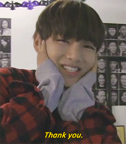 Pin di BTS BEYOND THE SCENE