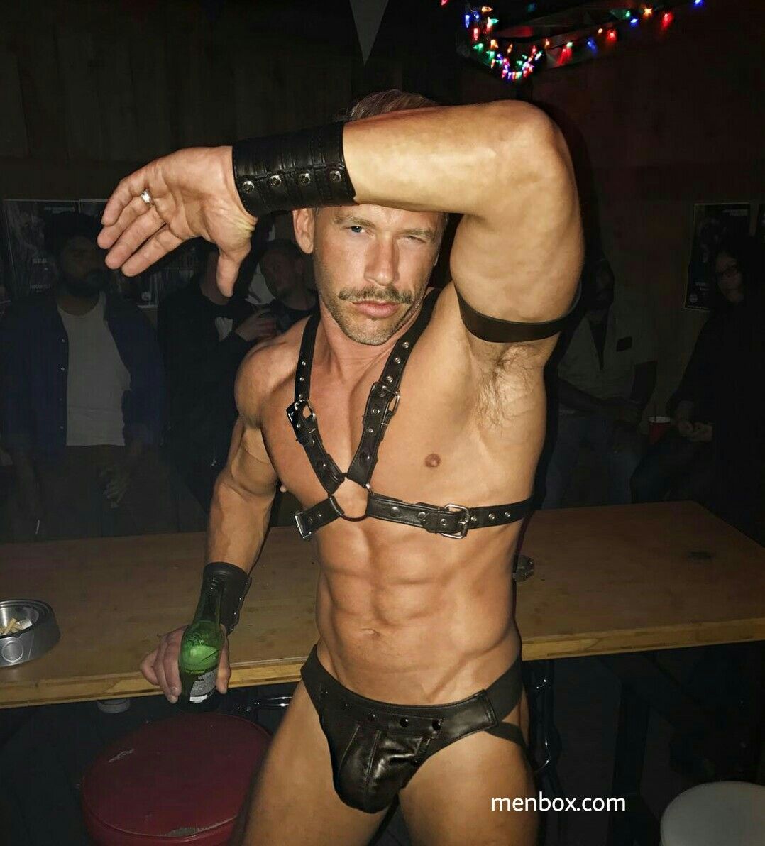 Midget dick swallower Masturbate with objects thumbs