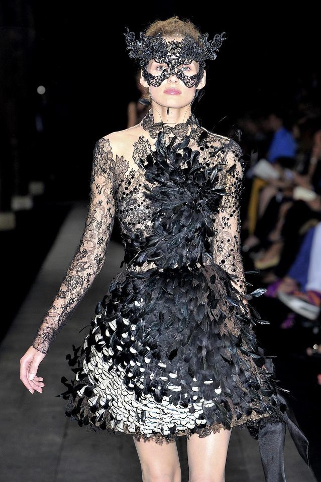 Fernanda Castro Adli Kullanicinin Vestidos Plumas Panosundaki Pin Siyah Elbiseler Elbiseler Moda Stilleri Fernanda Castro Adli Kullanicinin Vestidos Plumas Panosundaki Pin Siyah Elbiseler Elbiseler Moda Stilleri