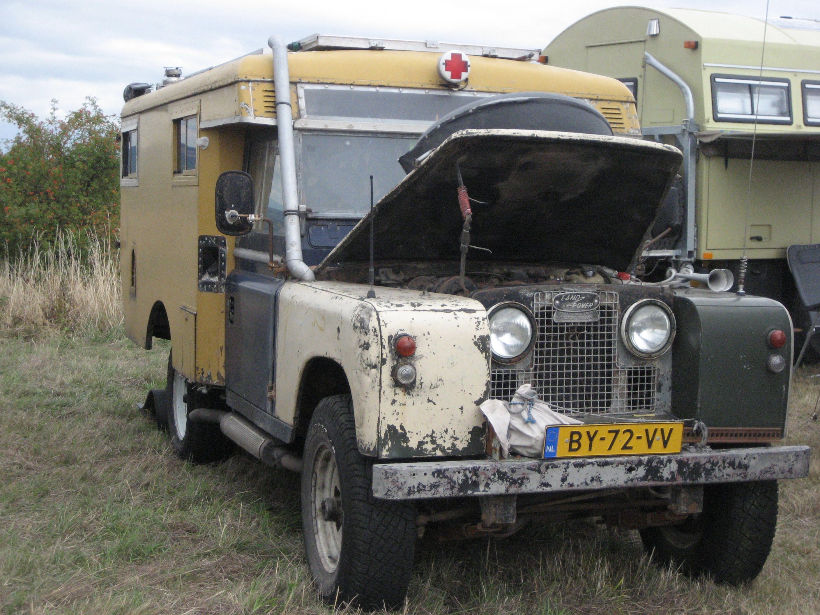 Mobile Home in Land Rover Defender Mobile Home in Land Rover Defender