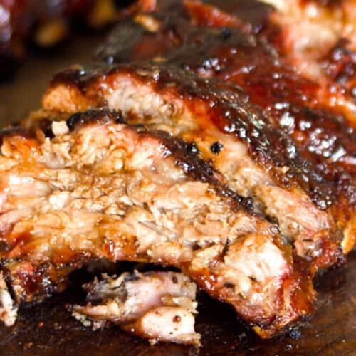Grilled Baby Back Ribs with Sweet and Spicy Rub - Sunday Supper Movement Pork Back Ribs, Pork Spare Ribs, Ribs On Grill, Bbq Grill, Grilling, Best Baby Back Ribs, Grilled Baby Back Ribs, Babyback Ribs Recipe, Homemade Dry Rub