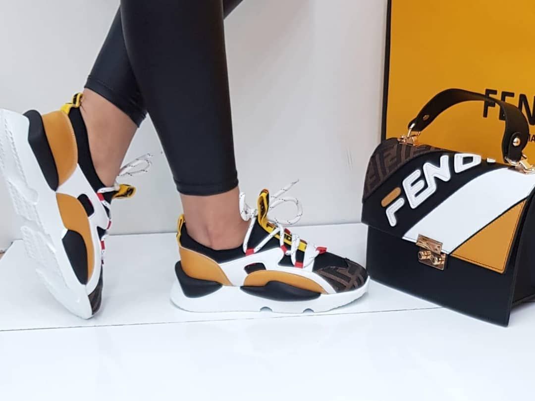 Girl Boss Jacket Sophia Marlowe In 2020 Fashion Tv Fashion
