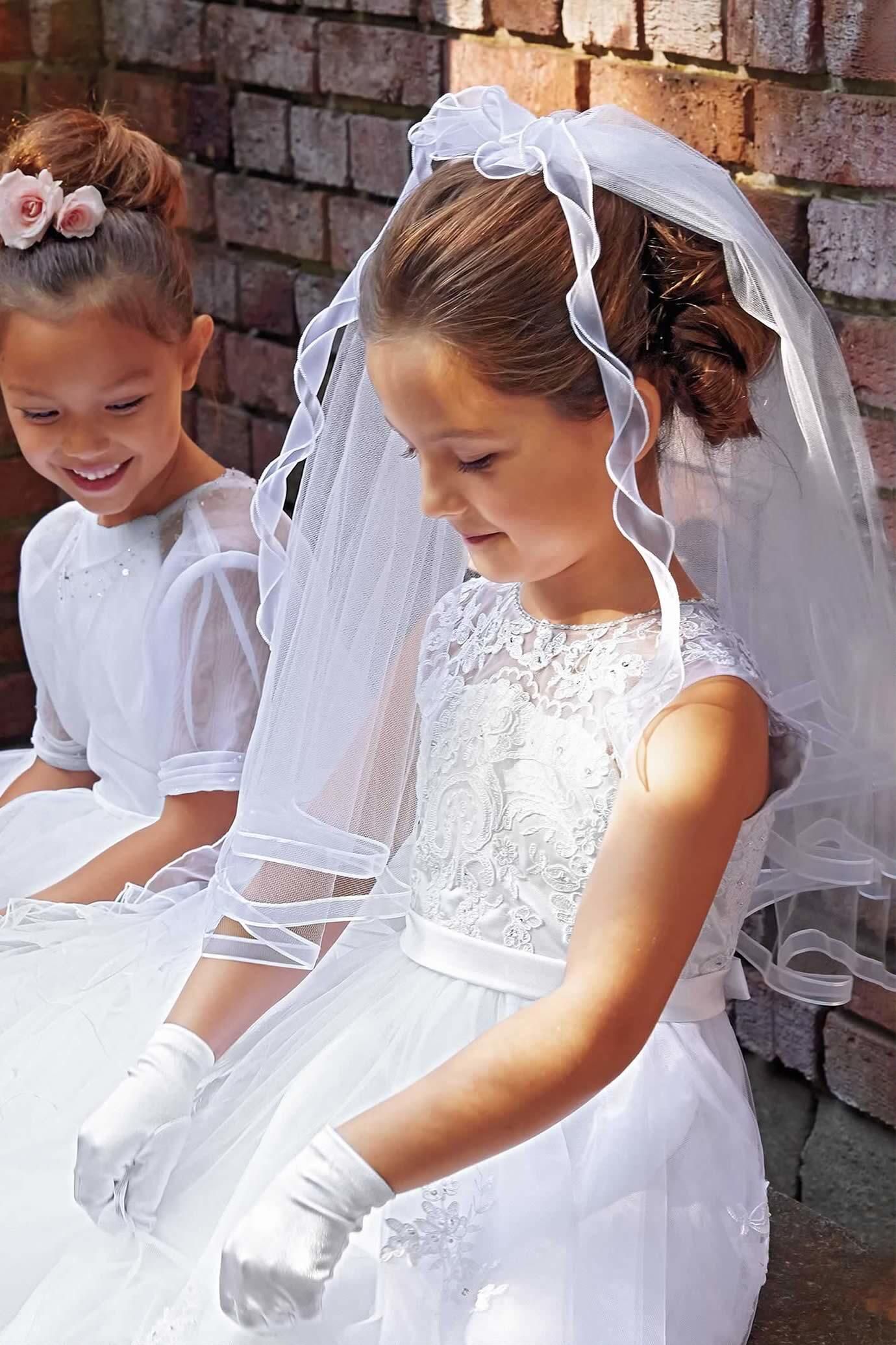 Miniature Bride Veil in White Girls 2T Silk Flower Pearl First Communion Veil