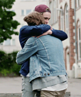 Gay gifs hugs sofa GAY GIFS HUGS SOFA