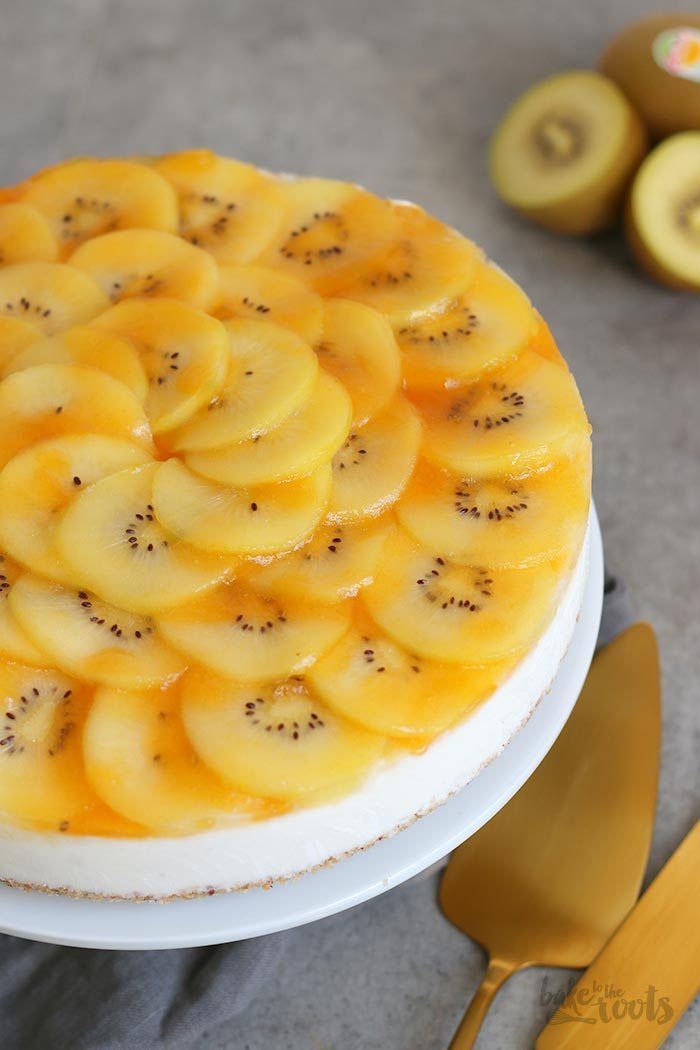No-Bake Skyr Kuchen mit SunGold Kiwi | Bake to the roots