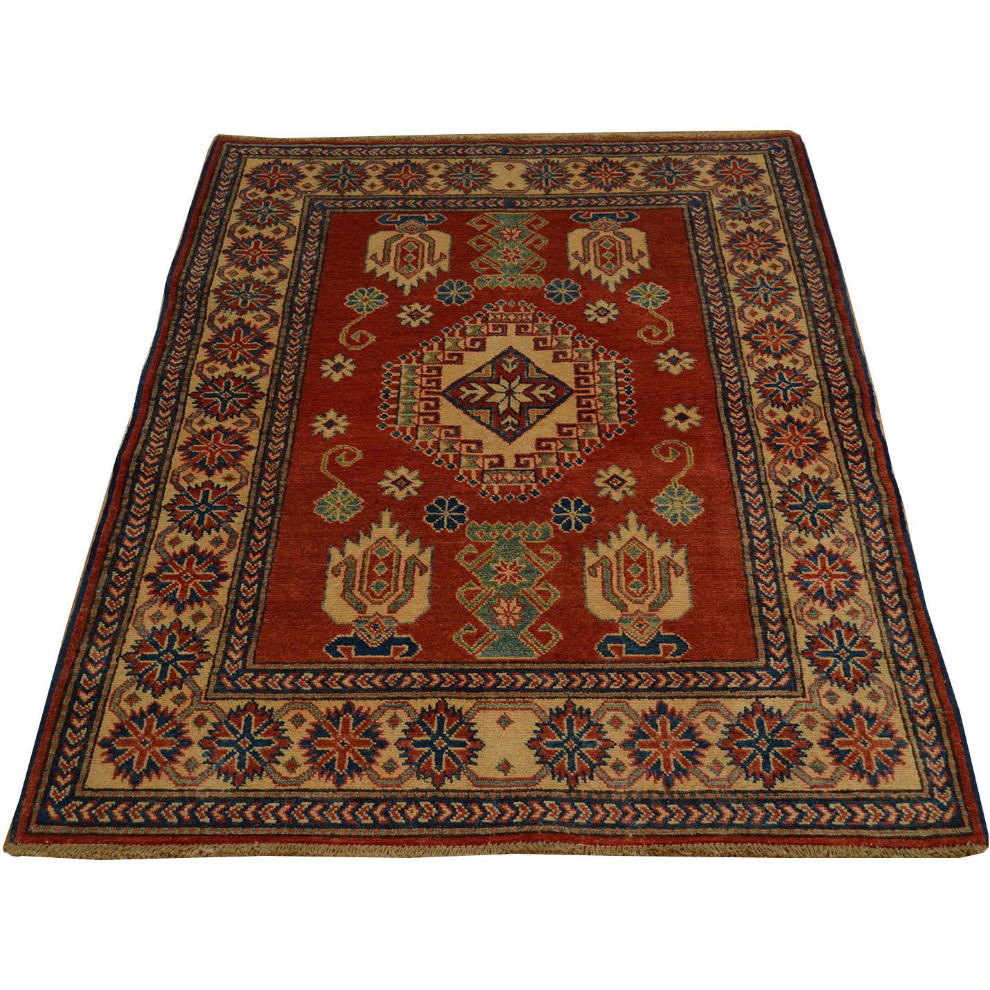 This Beautiful Rug Was Hand Knotted From High Quality Wool To This Beautiful Rug Was Hand Knotted From High Quality Wool To Bring Elegance And