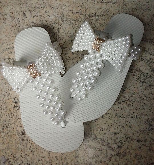 Artesanato com Chinelos | customização | pérolas Artesanato com Chinelos | customização | pérolas