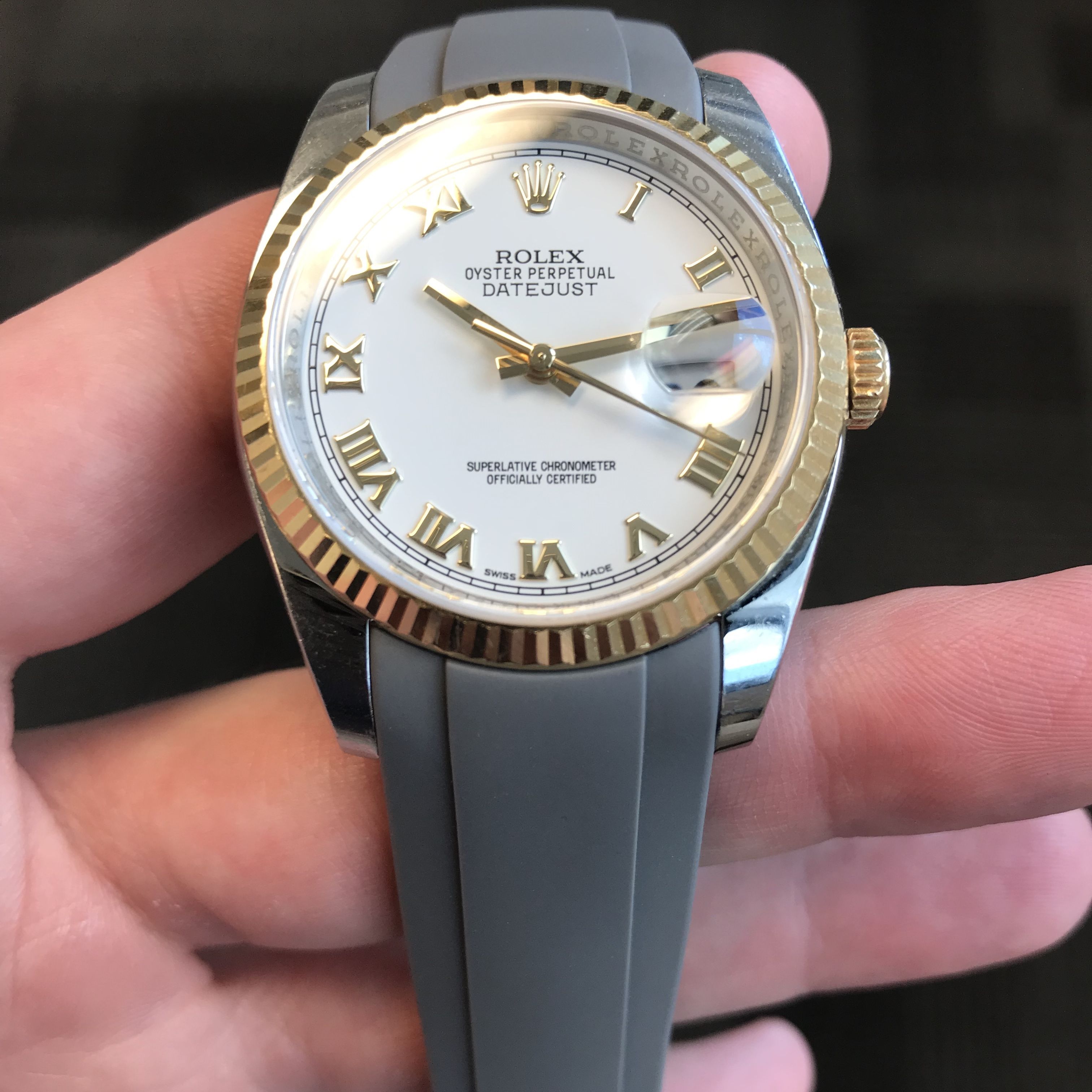 rolex oyster perpetual date rubber strap