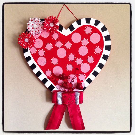 Happy Valentines Day Wall Plaque with Vday door hanger Home Decor Decoration Red and Black Wooden-Heart Wall Decorations 10.5 in.